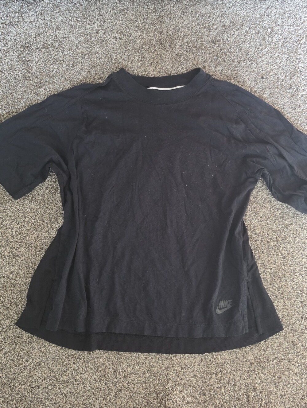 Nike Womans Loose Fit Mesh Back Short Sleeve T-Shirt
